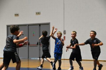 KASPARA VILCĀNA TEAM aizvada spēli ar Ķekavas sporta skolu