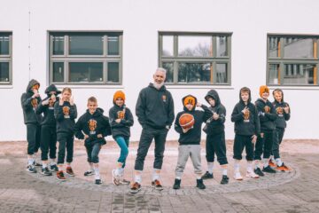 @kasparszale Pamanījām, ka ir jauns zeķu nēsāšanas trends. ?Pievienojamies!
