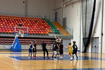 Draudzības spēle ar Jelgavas JBSS – vērtīga pieredze jaunākajiem spēlētājiem